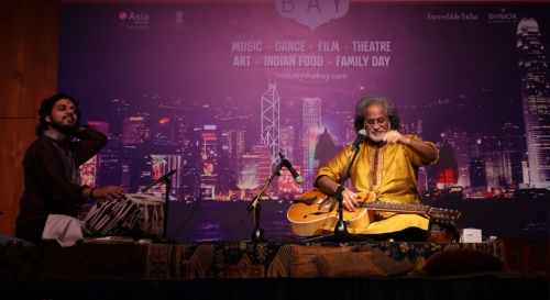 Pt. Vishwa Mohan Bhatt